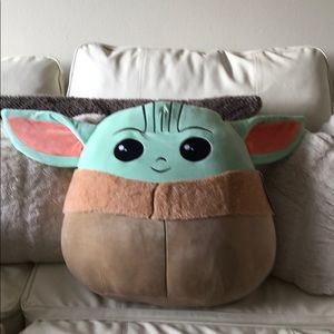 Baby Yoda 20” Bran New with tag